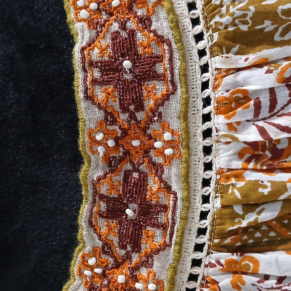 Artelier Nicole Miller Tie At Shoulder Printed Flowy Tank With Tassels Size M - Picture 4 of 5